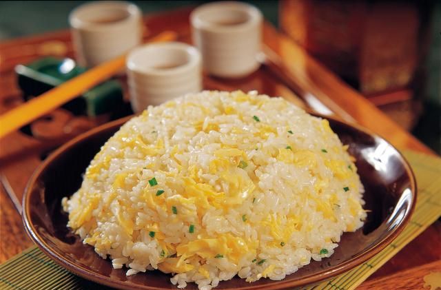 蛋炒饭的制作方法,蛋炒饭具体怎么做图8