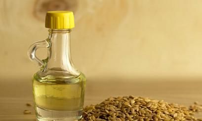 亚麻籽油的功效与作用，亚麻籽油怎么吃亚麻籽油的好处和作用在哪图1