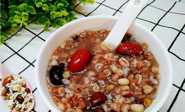 中式早餐食谱大全,早餐喝什么粥养胃，怎么做图3