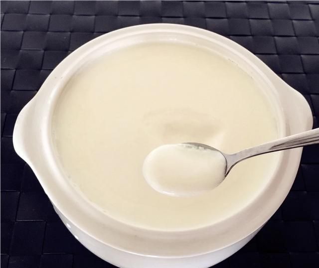 家用酸奶发酵剂:自做酸奶，牛奶和酸奶发酵剂的比例是多少图9