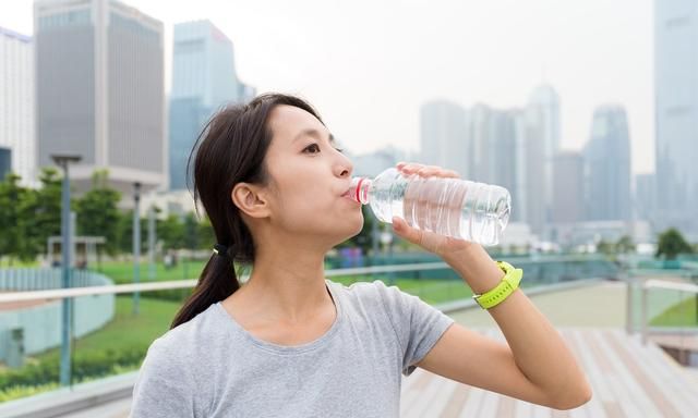 运动后多久喝水，运动后多久后喝水利于减肥图2