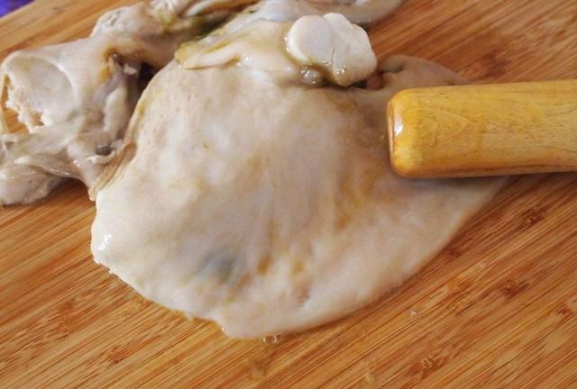 河蚌的做法视频：河蚌怎么做菜简单还好吃图3