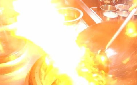 小炒肉的家常做法：农家小炒肉怎么做