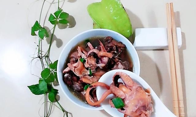 秋天煲什么汤:秋天气燥，鸭子煲什么汤最好图6