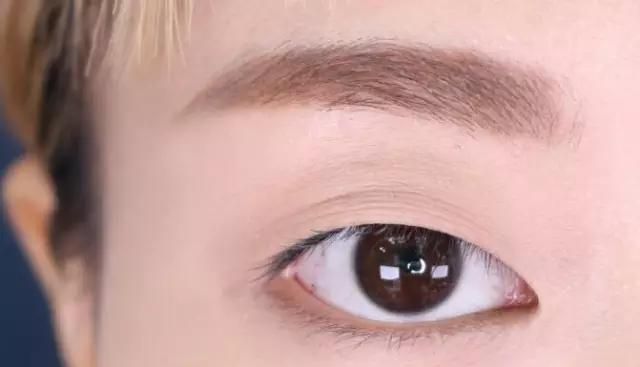 单眼皮怎么化妆,单眼皮女孩怎么化妆好看图1