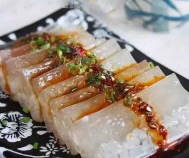 冻肉的做法,肉皮冻怎么做不要食材添加剂的那种传统冻肉的做法图1