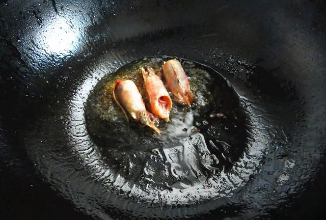 虾子的做法：清蒸虾吃腻了，虾还有什么其他的做法图13