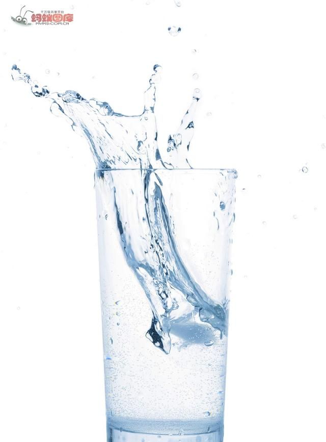 初中化学老师说蒸馏水是纯净物，物理老师又说蒸馏水不是纯净物，哪个才是真的图1