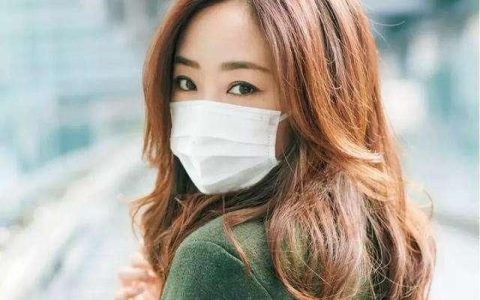 长期戴口罩出现的肌肤问题