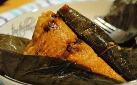 在农村包粽子，为何要先用水把糯米浸泡一下应该浸泡多久最好呢