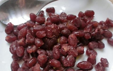 西米粽子的制作方法，西米红豆粽子的制作方法