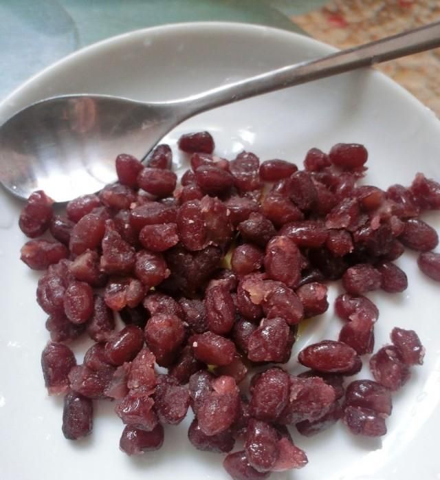 西米粽子的制作方法，西米红豆粽子的制作方法图8