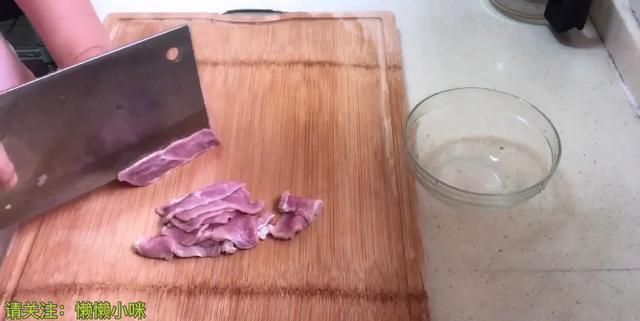 水煮肉片怎么做好吃不太能吃辣，有没有不太辣但又很好吃的做法图15