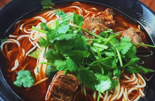 牛肉汤面，牛肉面汤放什么调料好吃图1