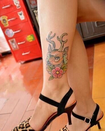 脚踝纹身，为什么一些女的脚踝纹身图2