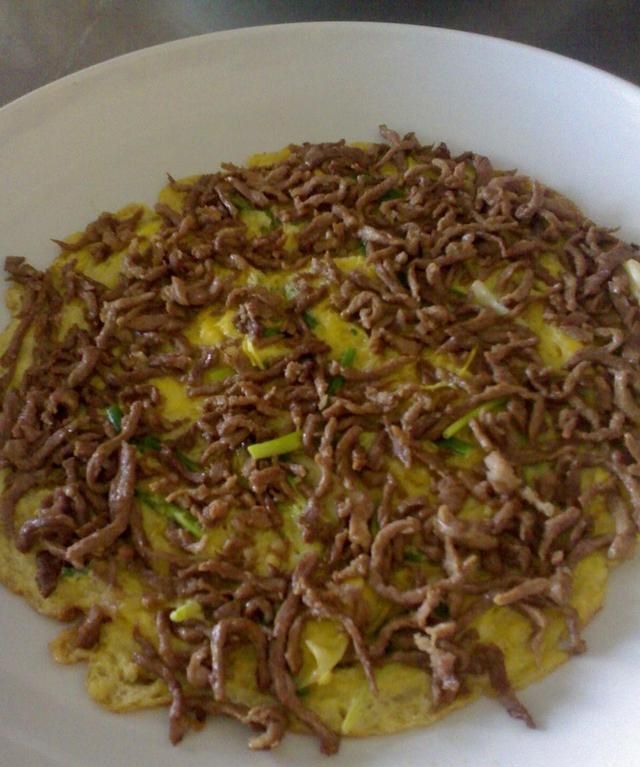 肉丝跑蛋，肉丝涨蛋的做法图2