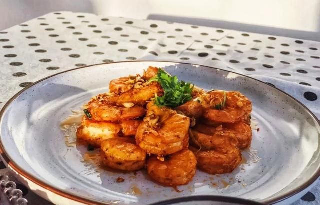 椒盐大虾怎么做又酥又好吃图1