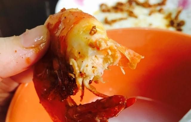 椒盐大虾怎么做又酥又好吃图3