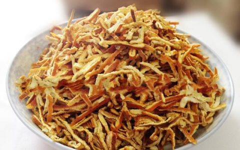 陈皮是什么果子的皮，陈皮是用什么做的是用橙子皮还是橘子皮