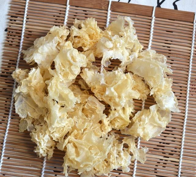银耳的做法，银耳怎么做有营养价值图9