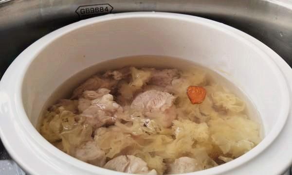 银耳的做法，银耳怎么做有营养价值图16