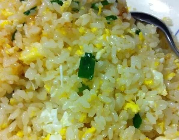 炒米饭的做法，炒米饭最好吃的几种做法图4