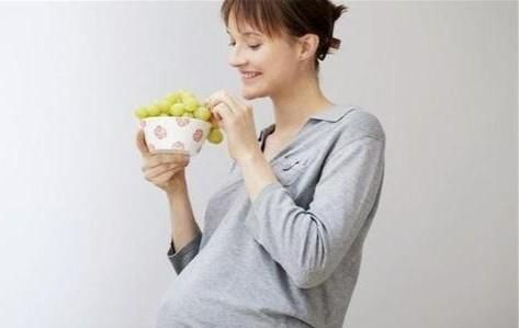怀孕四个月男胎儿图，怀孕四个月胎儿在哪个位置示意图图1