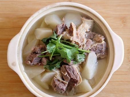 白萝卜炖牛肉汤，白萝卜炖牛肉怎样做好吃图14