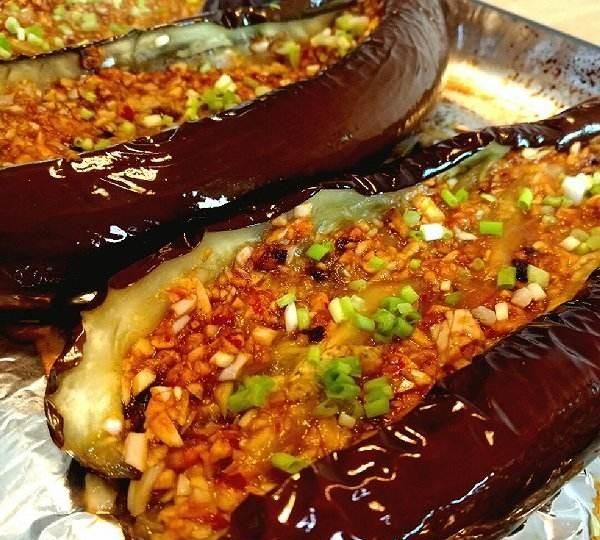 最近微信群里很多人说吃完柿子不能喝酸奶，更不能吃香蕉是不是真的有没有科学依据图1
