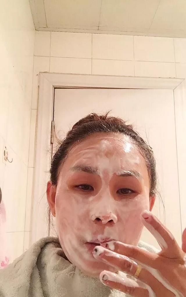 自制酸牛奶，怎样自制酸奶 家庭图1