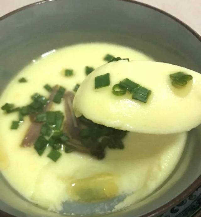 微波炉蒸鸡蛋几分钟，用微波炉怎么蒸鸡蛋一般蒸几分钟图7
