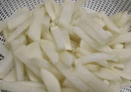 白萝卜怎么腌制好吃又脆，泡白萝卜怎么泡又脆又好吃图12