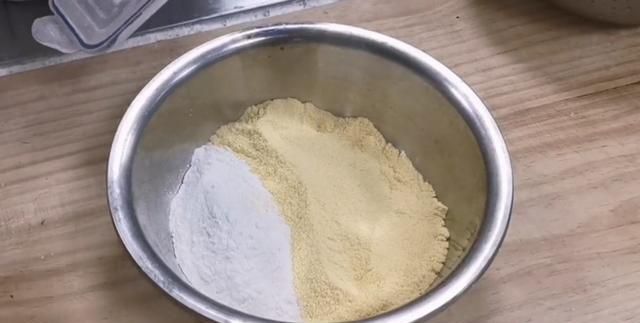 鱼锅贴饼子用什么鱼好图1