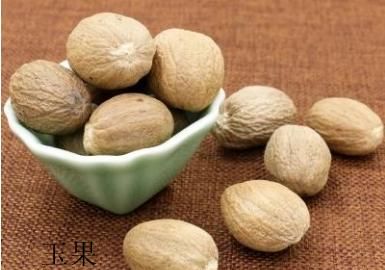 卤水香果和肉蔻的区别 百香果的功效图6