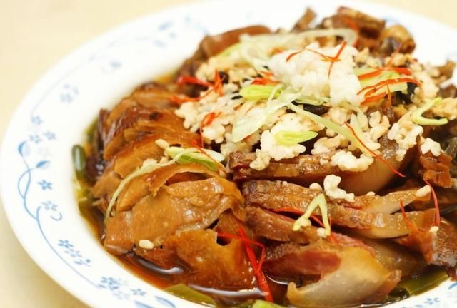 湖南腊味合蒸(腊味合蒸是什么地方的菜)图8