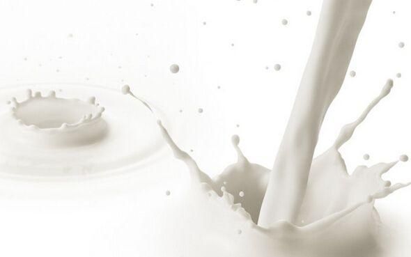 牛奶怎么喝吸收好，牛奶什么时候喝营养吸收最好图2