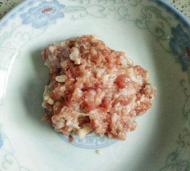 湘菜肉丸子做法图2