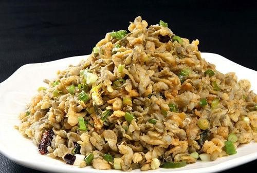 槐花麦饭图2