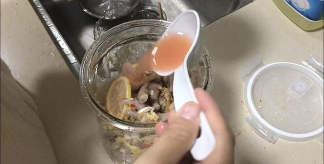 如何自制泡椒凤爪，自制柠檬泡椒凤爪图6