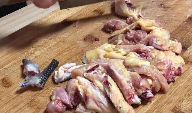 榴莲炖鸡的做法，榴莲炖鸡怎么做才好吃图1