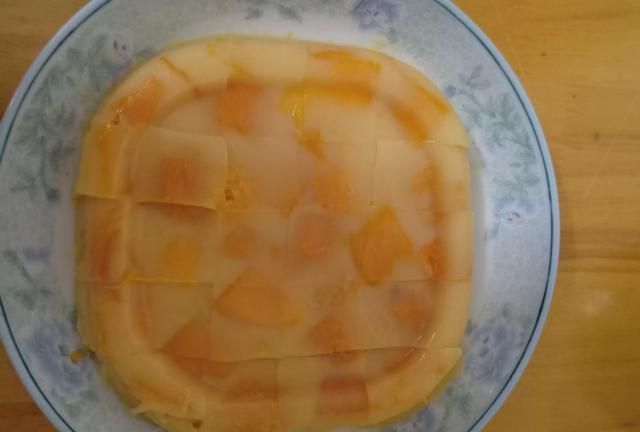自制果冻的做法，怎么用吉利丁粉做果冻简单方法图3