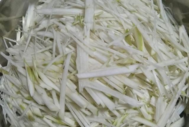 怎样腌芥菜丝好吃又简单图6