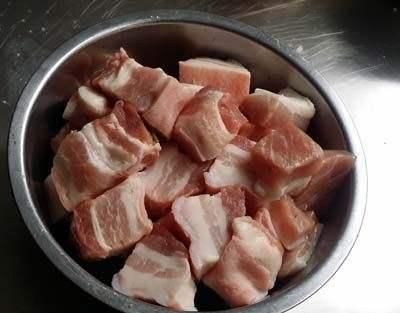 板栗烧肉，板栗红烧肉怎么做步骤图5