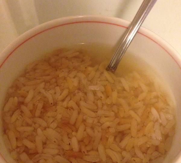 炒焦的大米泡水,有哪些功效?图6