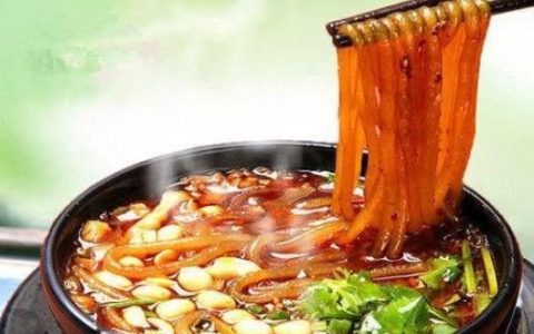 酸辣粉汤底做法，酸辣粉怎样做才好吃