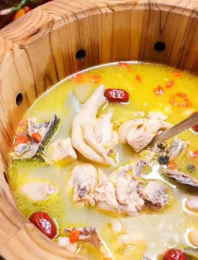 鸡汤怎么炖出奶白色图3
