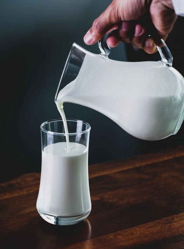 牛奶怎么选怎么看配料表图1