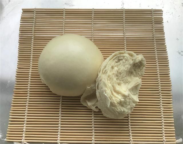 酵母发面蒸馒头技巧，用发酵粉怎么发面做馒头教程图2