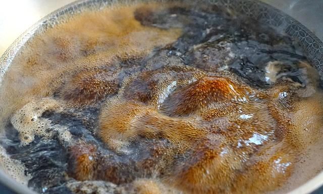 冬天了，突然想腌糖蒜吃，怎样腌更脆口冬季用老大蒜可以腌吗图4