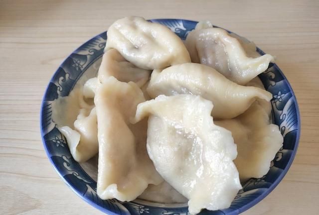 饺子煮多久，生肉饺子煮多久才熟图1